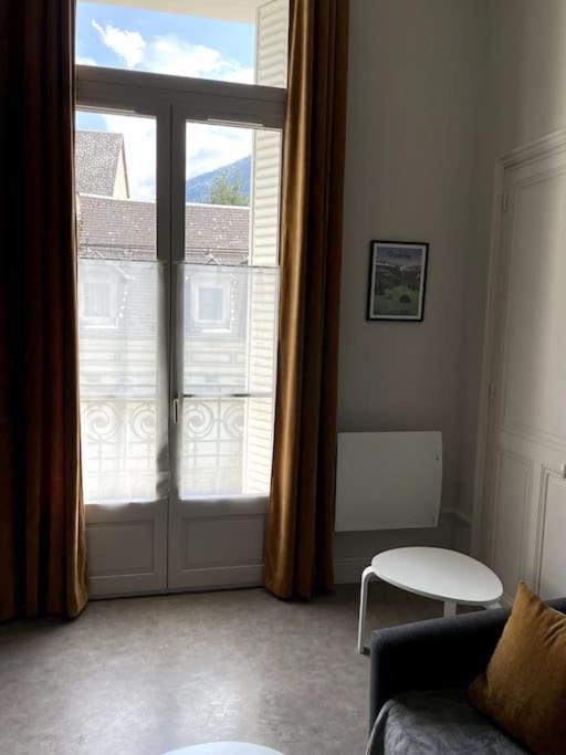 101 Pyrenees Palace Appartement Bagnères-de-Luchon 外观 照片