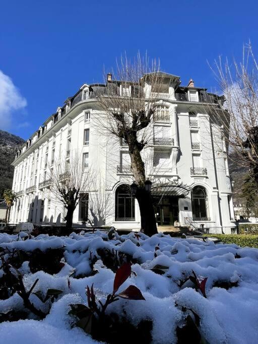 101 Pyrenees Palace Appartement Bagnères-de-Luchon 外观 照片