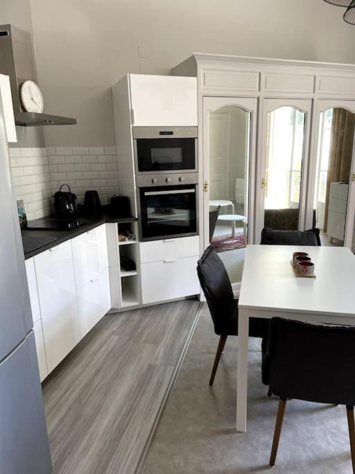 101 Pyrenees Palace Appartement Bagnères-de-Luchon 外观 照片